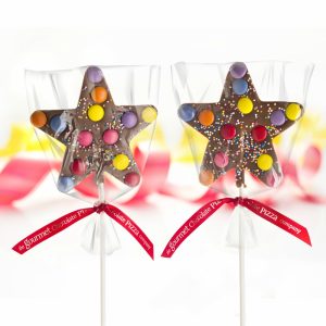 2 milk chocolate star lollipops