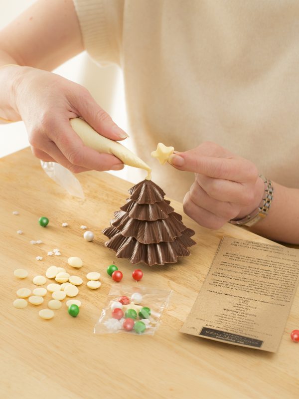 Building chocolate Christmas tree